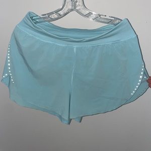 LuluLemon Find Your Pace High-Rise Lines Short 3”